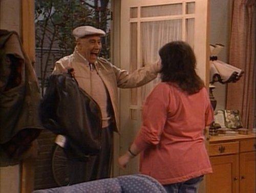 Roseanne Season 1 Episode 22 - Dear Mom and Dad