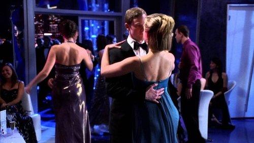 undefined Season 7 Episode 17 - Sleeper