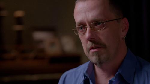 Evil Lives Here Season 4 Episode 4 - Fear  Thy  Father