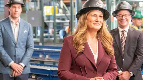 American Auto Season 1 Episode 5 - Millbank, IA