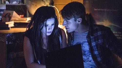 Arrow Season 3 Episode 5 - The Secret Origin of Felicity Smoak