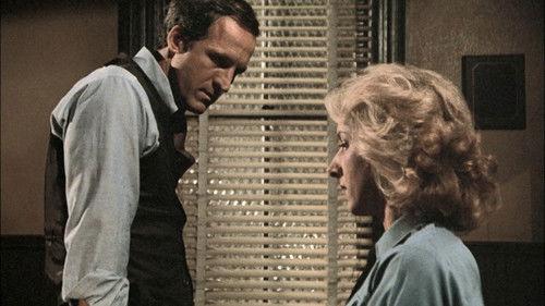 Hill Street Blues Season 3 Episode 5 - Officer of the Year