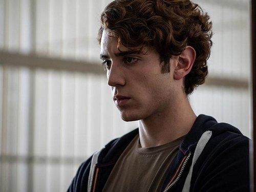 The Sea Beyond Season 1 Episode 1 - Episode 1 - Broken lives