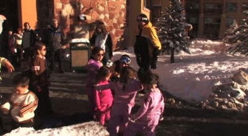 Jon & Kate Plus 8 Season 3 Episode 11 - Gosselins Go Skiing