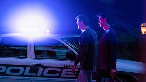 undefined Season 1 Episode 1 - 911