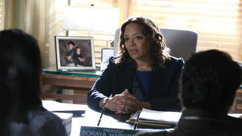 How to Get Away with Murder Season 3 Episode 11 - Not Everything's About Annalise