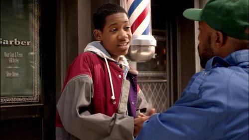 Everybody Hates Chris Season 3 Episode 17 - Everybody Hates Ex-Cons