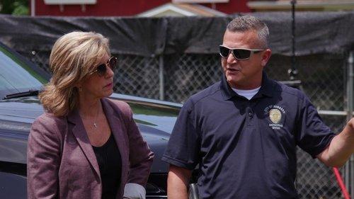 Cold Justice Season 6 Episode 24 - Digging for Justice