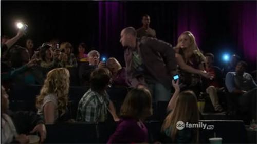 Melissa & Joey Season 2 Episode 5 - The Knockout