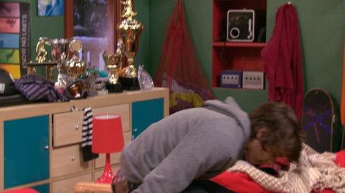 Max & Shred Season 1 Episode 3 - The 1080 Room Twist