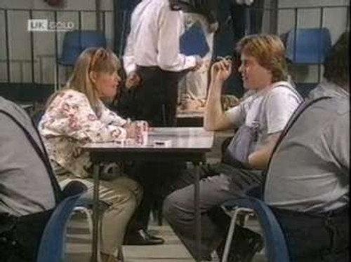 Birds of a Feather Season 2 Episode 8 - You Pays Yer Money