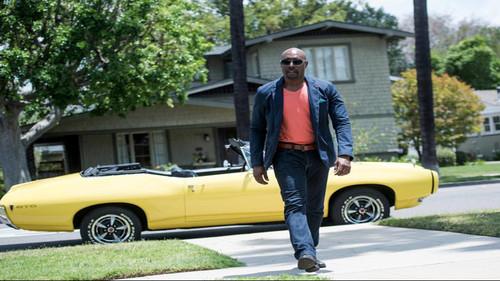 Rosewood Season 1 Episode 22 - Badges & Bombshells