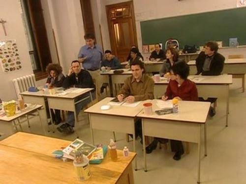 Un gars, une fille Season 7 Episode 20 - Guy cherche un emploi - le cours sur l'adoption - la pétition