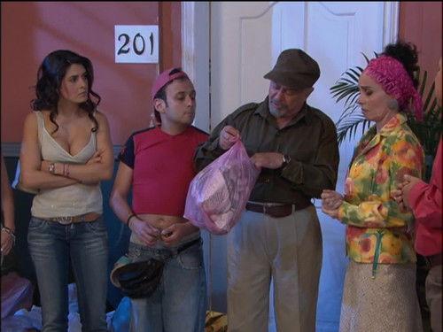 Vecinos Season 1 Episode 9 - ¿Y dónde está el basurero?