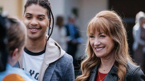 Harry Wild Season 4 Episode 3 - Hold Your Horses, We've a Killer to Catch