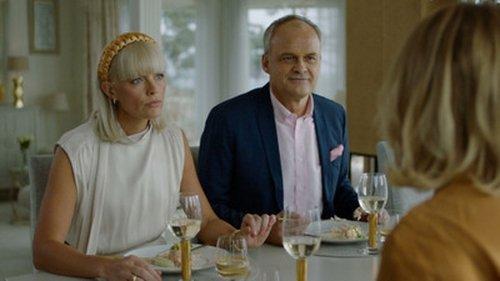 Solsidan Season 6 Episode 1 - Eazy