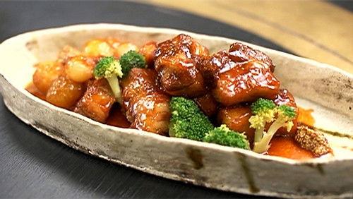 Dining with the Chef Season 1 Episode 19 - Rika's TOKYO CUISINE: Nabe hot-pot: Shrimp and Chicken meatballs, Cucumber and Egoma Salad with Sesame Oil Dressing