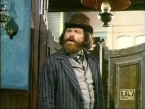 Gunsmoke Season 16 Episode 21 - Cleavus