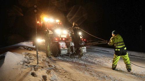 Ice Road Rescue Season 4 Episode 8 - Captain Chaos