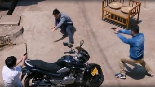 When a Snail Falls in Love Season 1 Episode 6 - The Raid