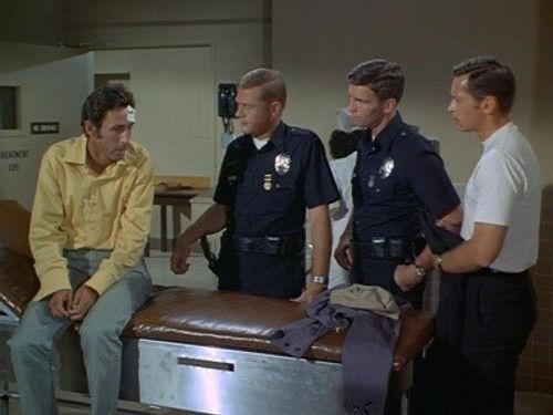 Adam-12 Season 2 Episode 8 - Log 093: Once a Junkie