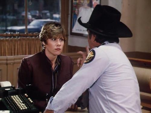 The Dukes of Hazzard Season 4 Episode 18 - Miz Tisdale on the Lam