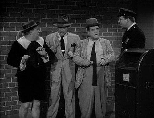 The Abbott and Costello Show Season 2 Episode 17 - The Tax Return
