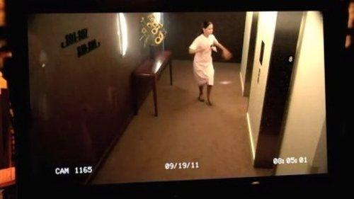 Unforgettable Season 1 Episode 3 - Check Out Time