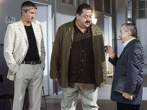 Die Rosenheim-Cops Season 4 Episode 8 - Wasserleichen unter sich