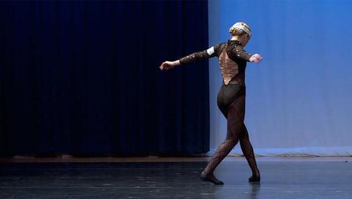 Dance Moms Season 4 Episode 23 - 3 Soloists, One Star