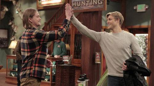 Last Man Standing Season 2 Episode 12 - Quarterback Boyfriend