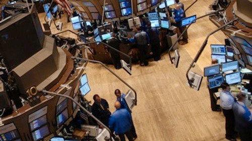 NOVA Season 37 Episode 17 - Mind Over Money