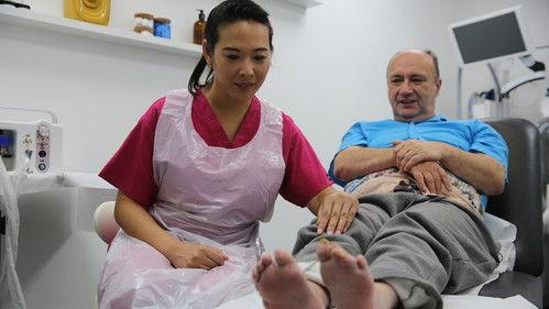 The Bad Foot Clinic Season 1 Episode 6 - One Step at a Time