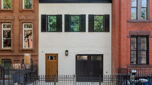 In With the Old Season 2 Episode 6 - Carriage House