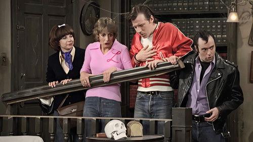 Laverne & Shirley Season 2 Episode 21 - Haunted House