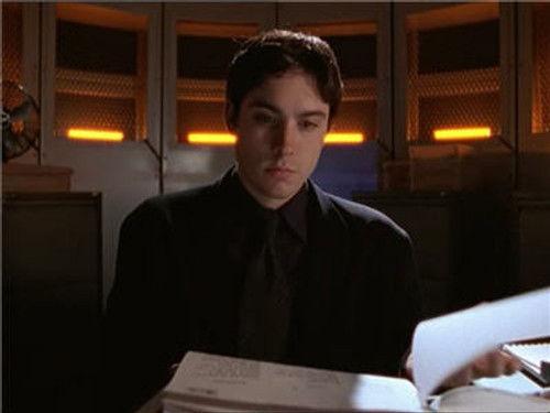 Bugs Season 4 Episode 3 - Girl Power