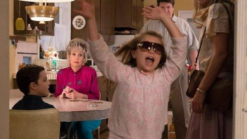 Young Sheldon Season 1 Episode 3 - Poker, Faith, and Eggs