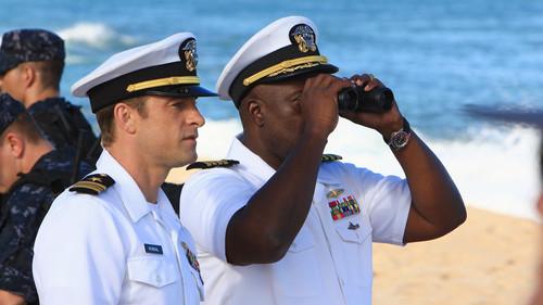 Last Resort Season 1 Episode 5 - Skeleton Crew