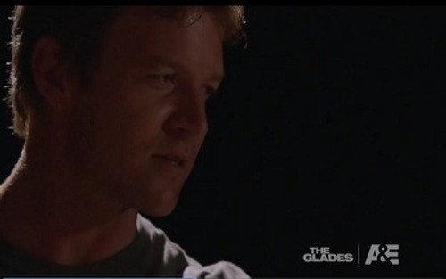 The Glades Season 2 Episode 1 - Family Matters