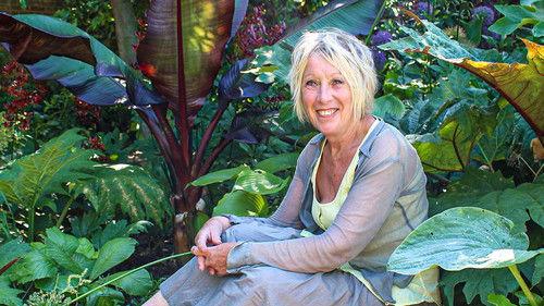 Great British Gardens: Season by Season with Carol Klein Season 2 Episode 5 - Aberglasny Gardens