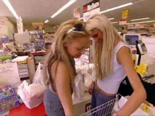 The Simple Life Season 1 Episode 1 - Ro-Day-O vs. Ro-Dee-O