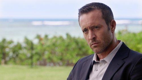 Hawaii Five-0 Season 8 Episode 5 - Kamaʻomaʻo, ka ‘aina huli hana (The Land of Activities)