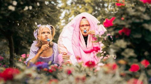 Like Mother, Like Daughter Season 1 Episode 1 - Luonnonkaunis