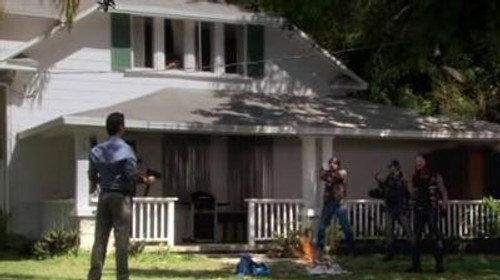 Burn Notice Season 4 Episode 1 - Friends and Enemies