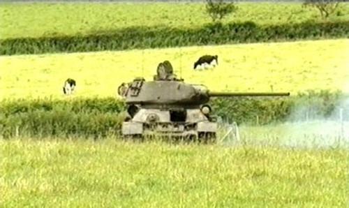 Attention Scum Season 1 Episode 3 - Episode 3: Glastonbury, June, 9:45pm