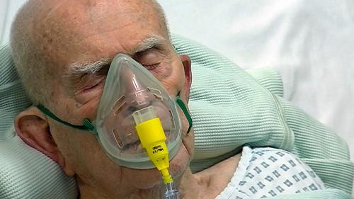 24 Hours in A&E Season 15 Episode 16 - A Friend in Need