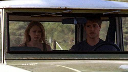 Point Pleasant Season 1 Episode 11 - Missing (a.k.a When the Cats Away)