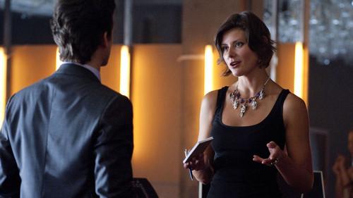 White Collar Season 2 Episode 6 - In the Red