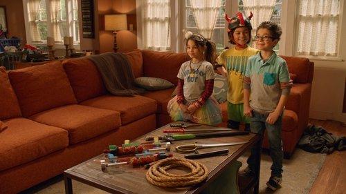 Stuck in the Middle Season 2 Episode 19 - Stuck in the Babysitting Nightmare