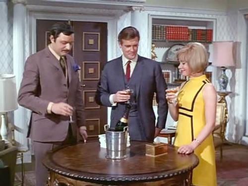 undefined Season 5 Episode 18 - The Art Collectors